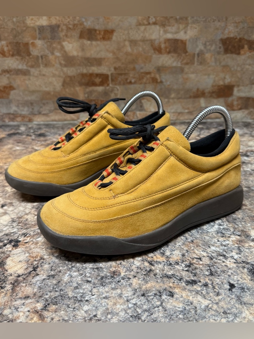 Gucci Suede Women’s Shoes Size 7.5